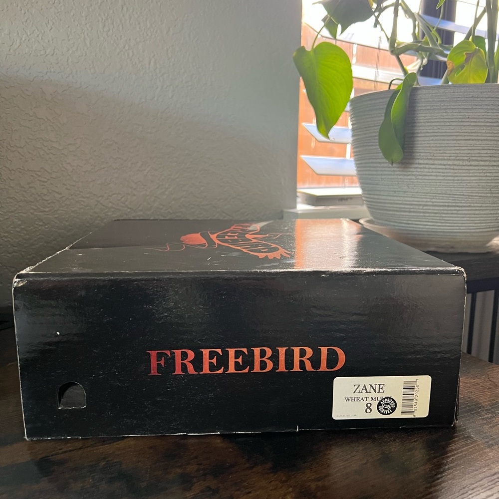 Freebird Tan Heeled  Boots - Picture 10 of 11